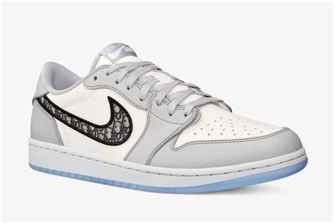 nike jordan dior herren|Dior jordan 1 low price.